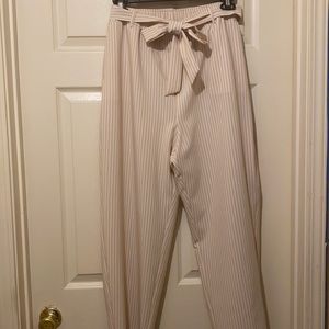 Alex Marie- Never Worn, elastic waist, pants. Size 16
